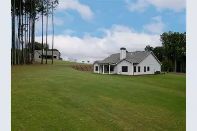 1038 Red Oak Lane, Loganville, GA 30052 - Photo 3