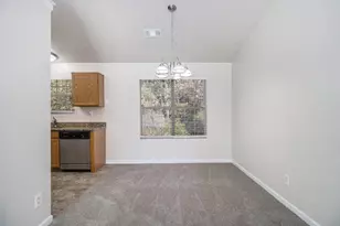 488 Barclay Ct, Stone Mountain, GA 30083 - Photo 9