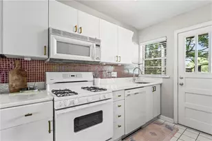 2250 Cheshire Bridge Rd NE, Atlanta, GA 30324 - Photo 11