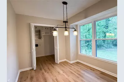 420 Creekview Court, Marietta, GA 30064 - Photo 5