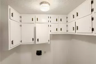 420 Creekview Ct, Marietta, GA 30064 - Photo 13