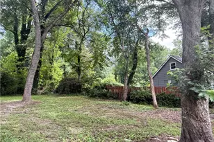 420 Creekview Ct, Marietta, GA 30064 - Photo 15