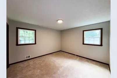 420 Creekview Court, Marietta, GA 30064 - Photo 9