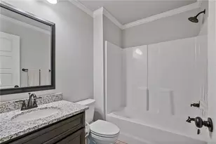 902 Edgewater Dr, Loganville, GA 30052 - Photo 37