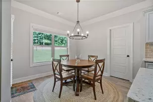 902 Edgewater Dr, Loganville, GA 30052 - Photo 21