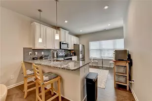 2719 Hedgeway Cir, Kennesaw, GA 30144 - Photo 13