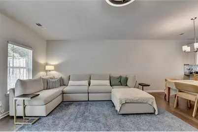 2719 Hedgeway Circle, Kennesaw, GA 30144 - Photo 9