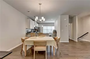 2719 Hedgeway Cir, Kennesaw, GA 30144 - Photo 11