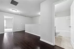 5590 Bright Cross Wy, Suwanee, GA 30024 - Photo 9