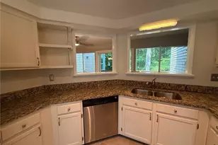 40 Dunwoody Springs Dr, Atlanta, GA 30328 - Photo 11