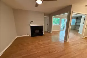 40 Dunwoody Springs Dr, Atlanta, GA 30328 - Photo 7