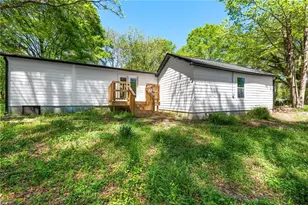 33 Ray St, Newnan, GA 30263 - Photo 5