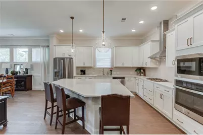 6817 Bungalow Road, Flowery Branch, GA 30542 - Photo 5