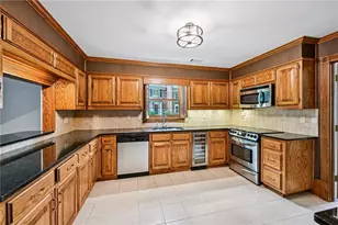 5427 Trentham Dr, Atlanta, GA 30338 - Photo 13