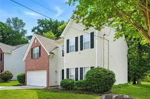 5487 Walnut Ln, Stonecrest, GA 30038 - Photo 3