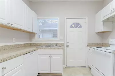 132 Brownlee Road SW, Atlanta, GA 30331 - Photo 7