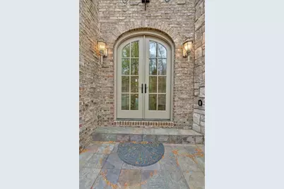 115 Mount Paran Ridge, Atlanta, GA 30327 - Photo 5