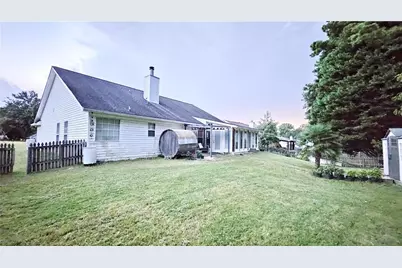 2233 Hansford Pass, Buford, GA 30519 - Photo 9