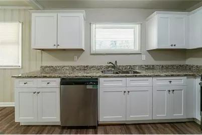 3904 W Hilda Circle, Decatur, GA 30035 - Photo 7