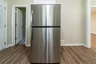 3904 W Hilda Cir, Decatur, GA 30035 - Photo 9