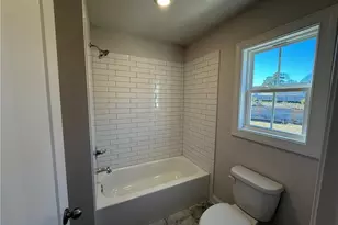 943 Crestmanor Dr, Marietta, GA 30008 - Photo 13