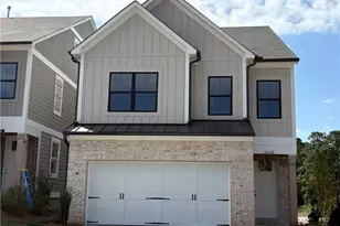 943 Crestmanor Dr, Marietta, GA 30008 - Photo 1