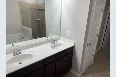 1749 Breyerton Drive NE, Atlanta, GA 30329 - Photo 17