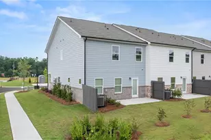 545 Tuskegee St, McDonough, GA 30252 - Photo 3