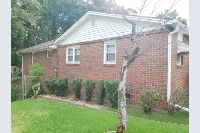 3769 Amber Road NW, Atlanta, GA 30331 - Photo 3