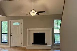 165 N Woods Ln, Trenton, GA 30752 - Photo 5