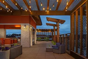 185 Cliftwood Dr NE, Sandy Springs, GA 30328 - Photo 13