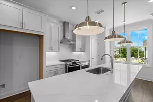 5440 Howington Ct, Buford, GA 30518 - Photo 11