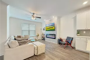 1160 Kendron Ln, Atlanta, GA 30329 - Photo 13