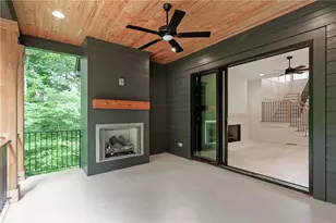 3846 Town Farms Dr, Peachtree Corners, GA 30092 - Photo 15