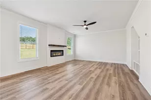 1522 Reserve Glen Dr, Lawrenceville, GA 30043 - Photo 11