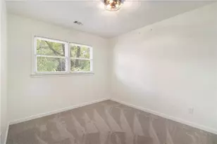 2328 Carnes Rd, Jonesboro, GA 30236 - Photo 19