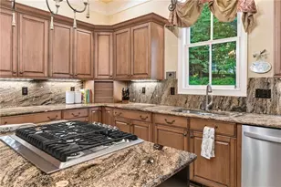 2118 Chatham, Dalton, GA 30720 - Photo 13