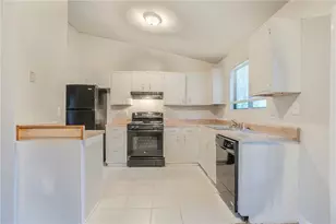 4745 Hairston Crossing Rd, Stone Mountain, GA 30083 - Photo 13