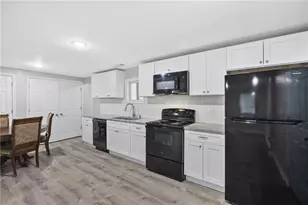 10 Caroline Dr, Stockbridge, GA 30281 - Photo 9