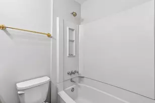 2197 Spring Walk Ct, Atlanta, GA 30341 - Photo 21