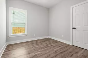 556 Paines Ave NW, Atlanta, GA 30318 - Photo 23