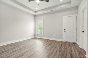 556 Paines Ave NW, Atlanta, GA 30318 - Photo 13