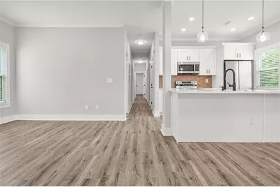 556 Paines Avenue NW, Atlanta, GA 30318 - Photo 9