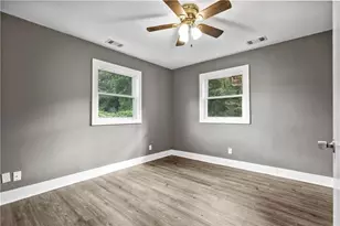 2436 Clarissa Dr NW, Atlanta, GA 30318 - Photo 15