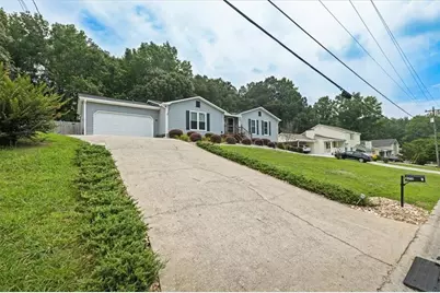 2711 Bluffton Road, Buford, GA 30519 - Photo 3