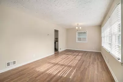 2191 Greystone Way, Decatur, GA 30032 - Photo 7