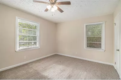 2191 Greystone Way, Decatur, GA 30032 - Photo 9