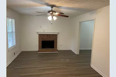 137 Solomon Drive, Ellenwood, GA 30294 - Photo 5