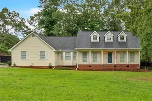 201 Rolling Wood Cir NW, Rome, GA 30165 - Photo 1