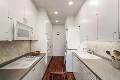 2575 Peachtree Road NE #7F, Atlanta, GA 30305 - Photo 21